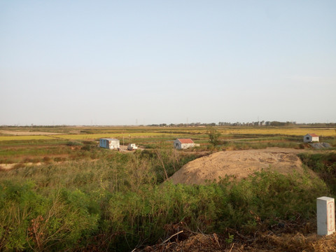 大坝上的风景