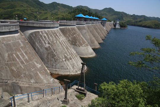 梅山水电站