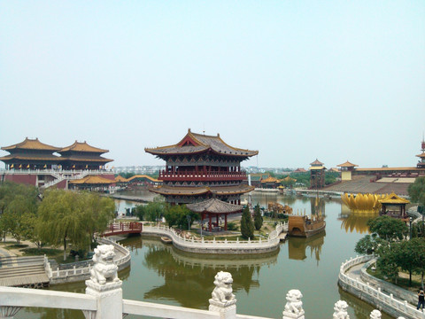 清明上河园