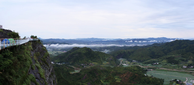 天上人间 通天寨观景台露营