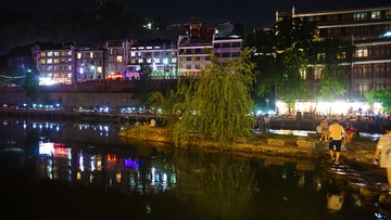 沱江 夜景