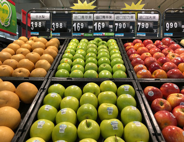 超市进口水果摊