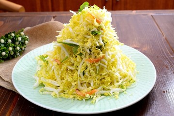 白菜拌虾干