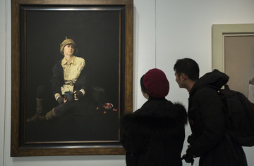 看画展