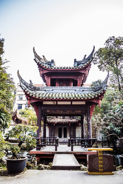 庙宇
