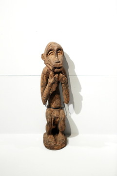 非洲木雕老人雕像