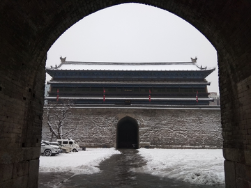 西安古城墙雪景