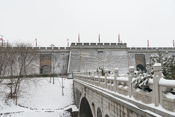 西安古城墙雪景