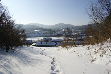 山坳