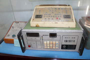 旧式电脑交通信号机