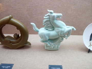 马儿陶瓷