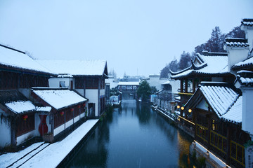 古镇冬雪