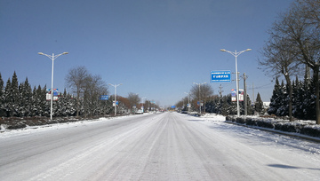 雪中的国道 国道 国道雪景