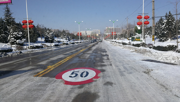 雪中的国道 国道 公路 雪景