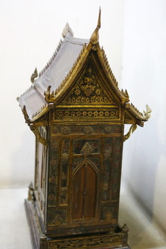 泰国古代经书柜