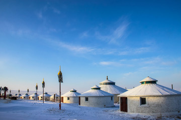冬季草原蒙古包