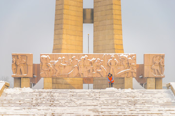 唐山抗震纪念碑雪景