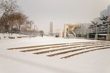 公园雪景