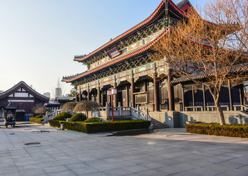 临沂普照寺大雄宝殿