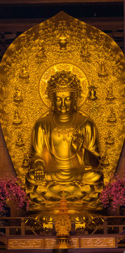 鎏金佛祖神像