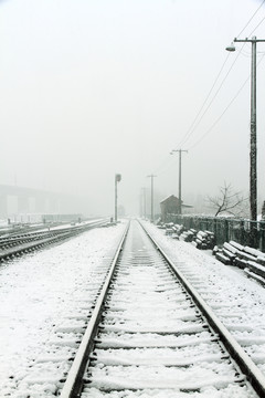 雪中铁路