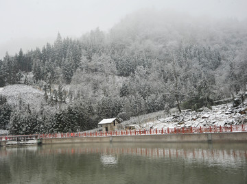 雪景图  重庆冷水镇雪景图