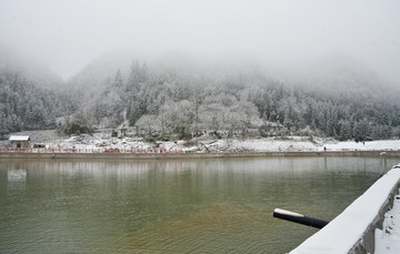 雪景图 重庆冷水镇雪景图