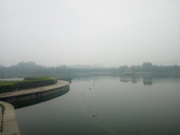 雨后公园