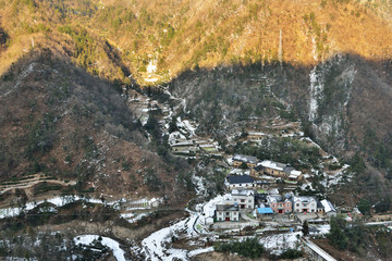 乡村雪景