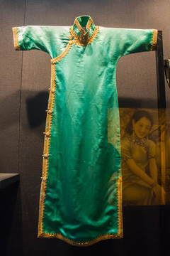 清朝女性旗袍
