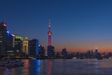 上海外滩夜景东方明珠