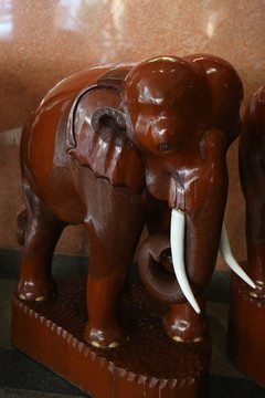 木雕泰国国大象