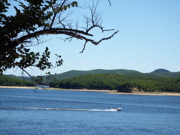 镜泊湖毛公山
