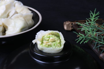 西葫芦鸡蛋水饺