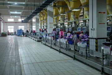 洗涤剂厂 化工厂 厂房 生产线