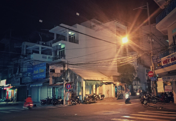 越南芽庄夜晚街道