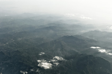 山峦起伏大气魄