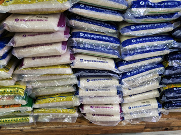 包装大米 米堆 超市米堆