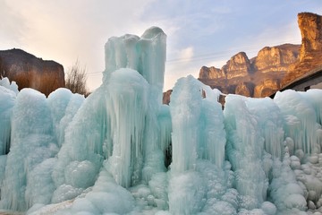 冰山冰瀑
