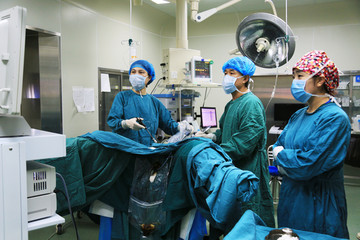 宫腹腔镜手术