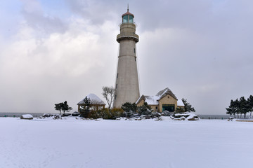 灯塔 白塔 海边风景 石头小屋