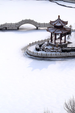 公园冬景 雪景 风景如画