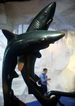鲨鱼雕塑 鲨鱼雕像