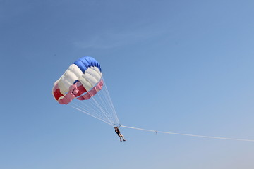 大海 天空 动力伞
