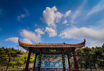 春天的凤凰山公园