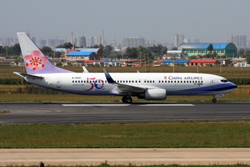 飞机 台湾 中华航空