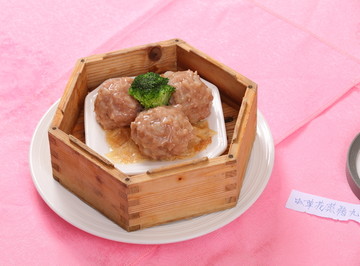 虫草花蒸猪肉丸