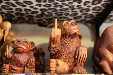 木雕大猩猩 长滩岛手工艺品