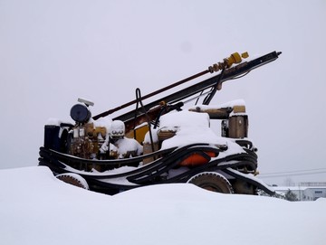 雪地拖拉机