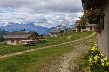 山间客栈